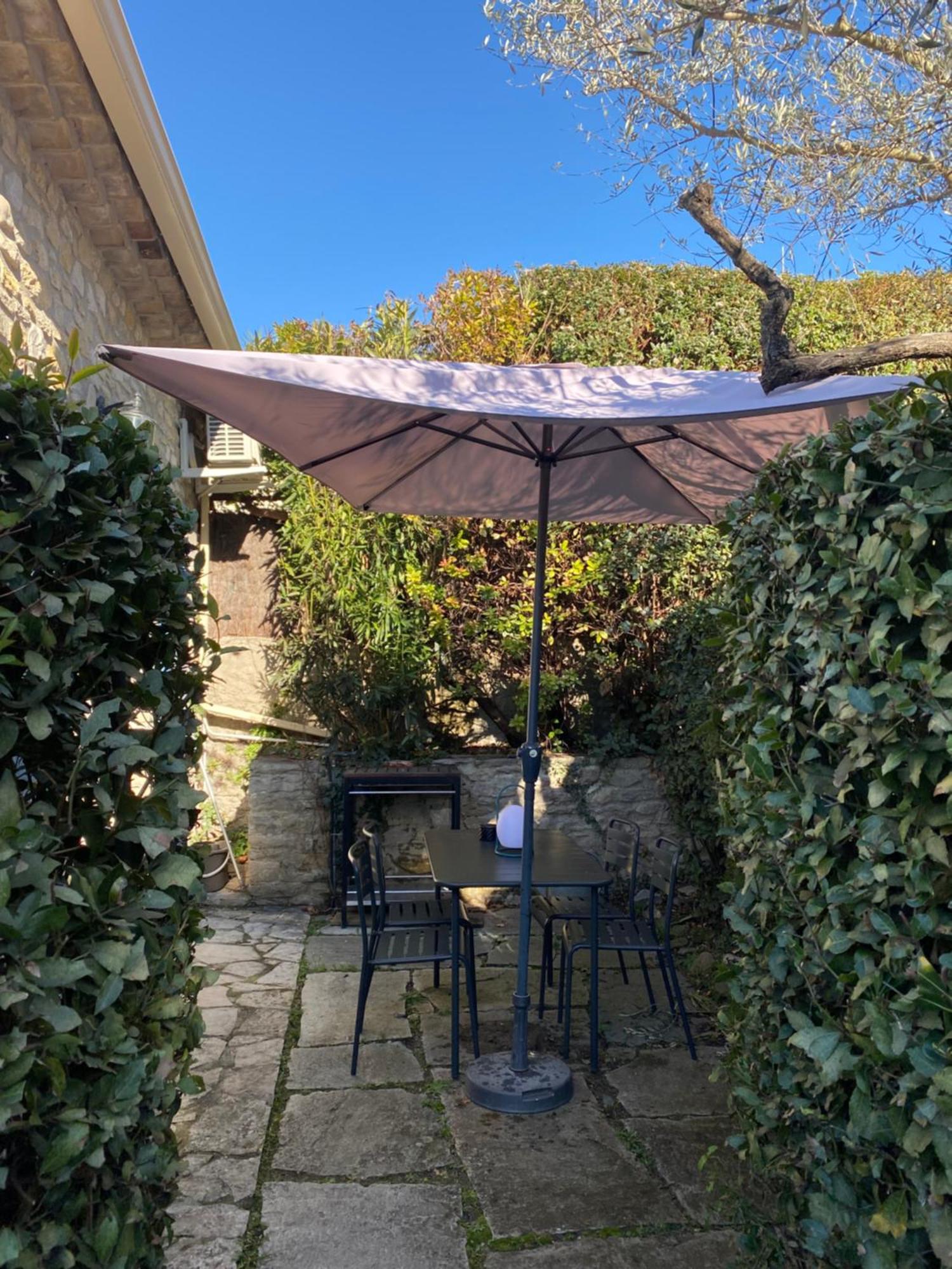 Pavillon Provencal Holiday home Entrechaux