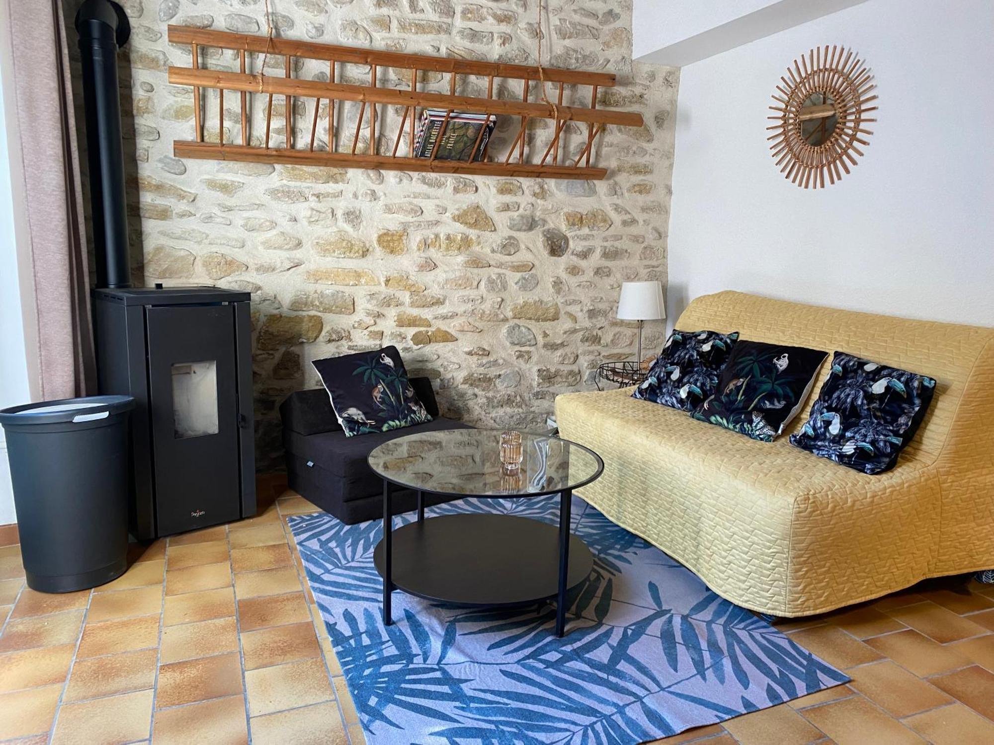 Pavillon Provencal *